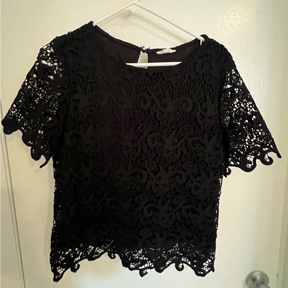 Adiva Black Lace Short Sleeve Top